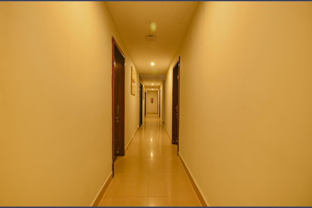 Fabhotel Sasti Inn - Nr Green Meadows Resort & National Institute Of Ocean Technology Siruseri Dış mekan fotoğraf